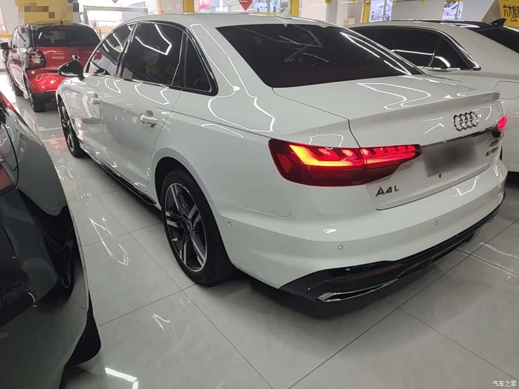 Audi A4L, 2022 23