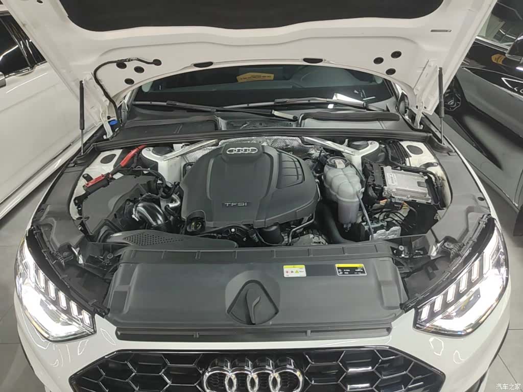 Audi A4L, 2022 16