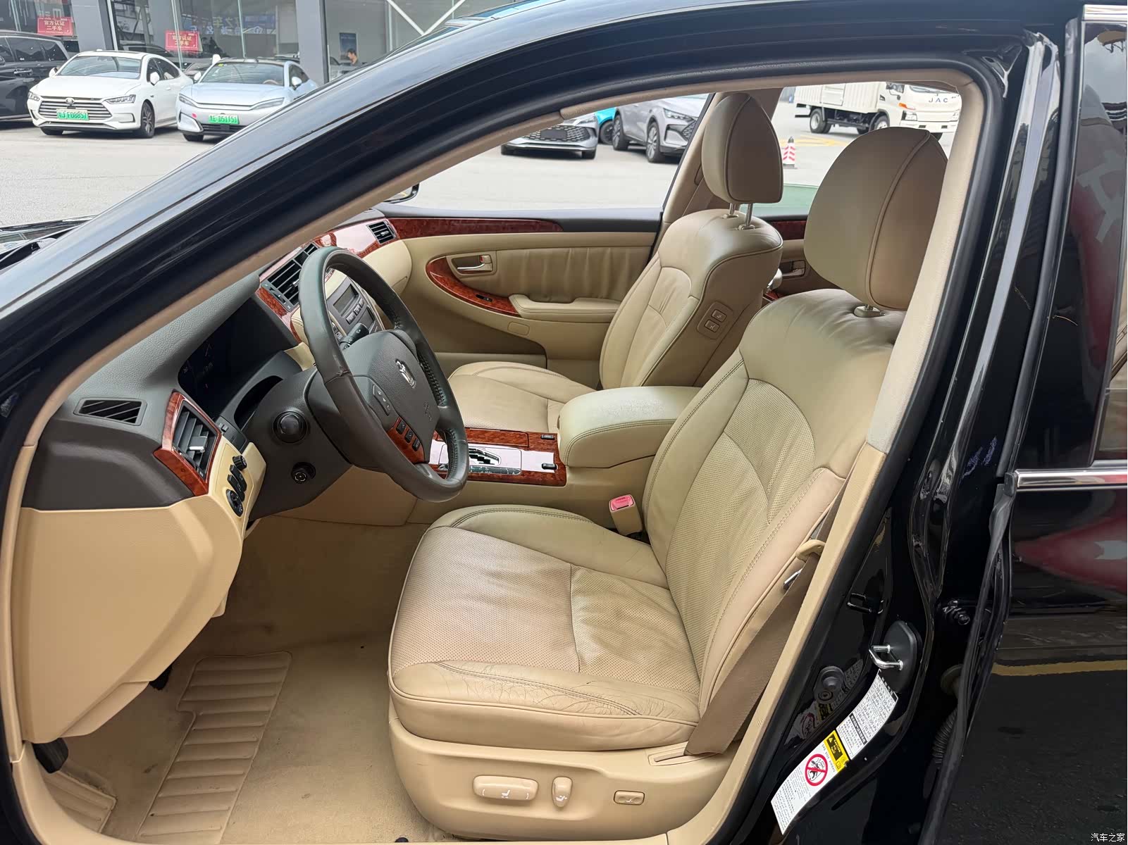 Toyota Crown, 2009 7
