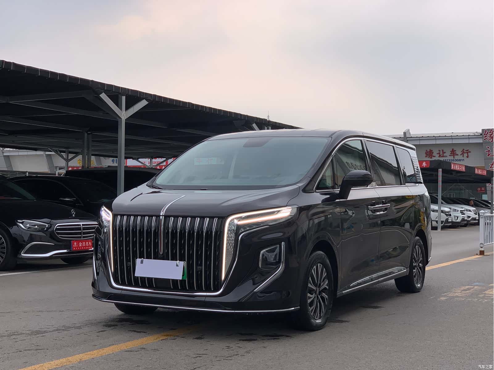 Hongqi HQ9