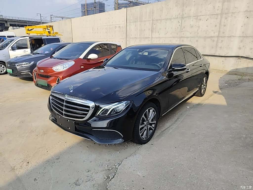 Mercedes-Benz E-Class, 2019 1