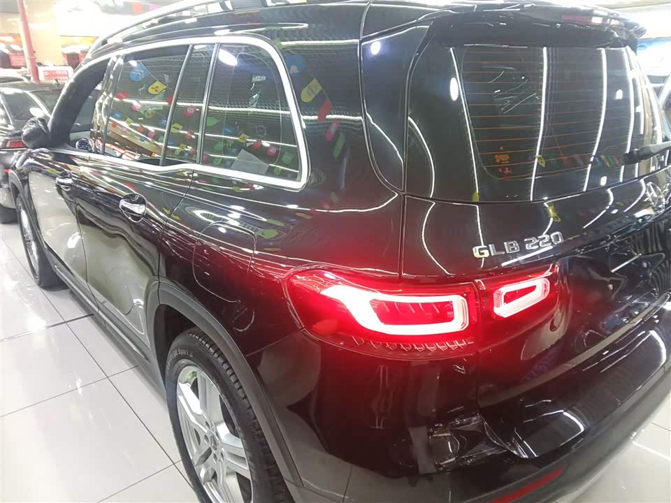 Mercedes-Benz GLB