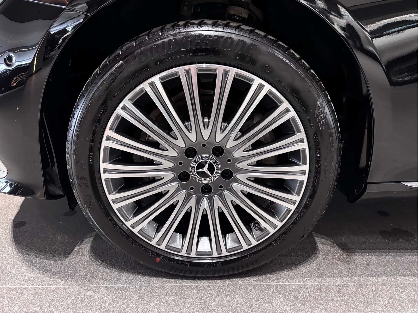 Mercedes-Benz E-Class, 2022 6