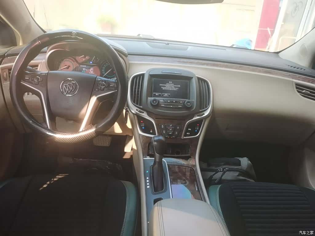 Buick LaCrosse, 2015 10