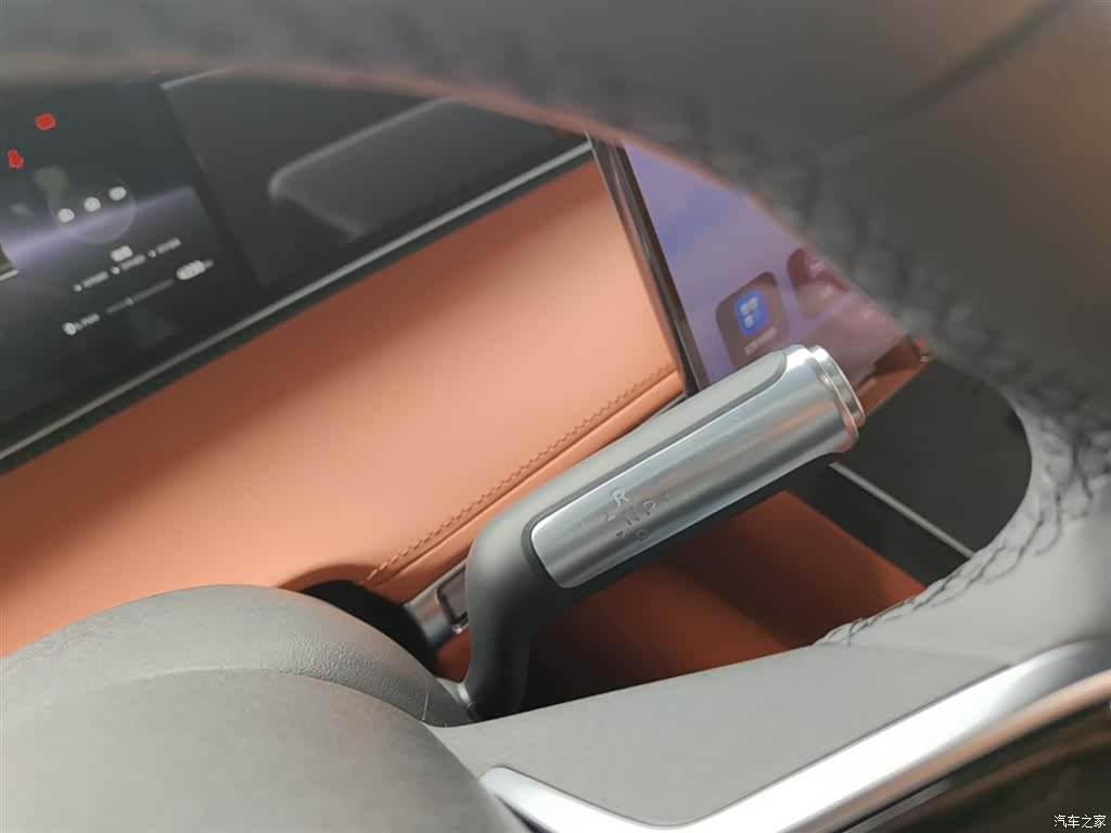 Stelato S9, 2025 14