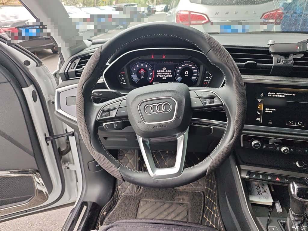 Audi Q3, 2020 6