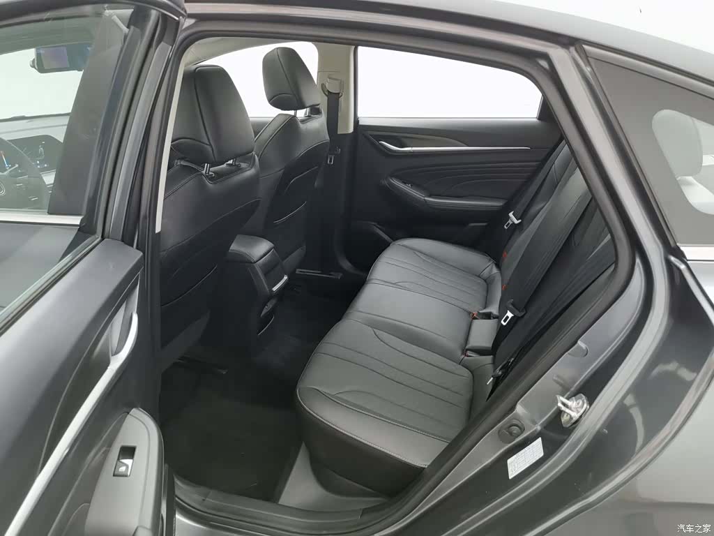 Changan Eado, 2021 15