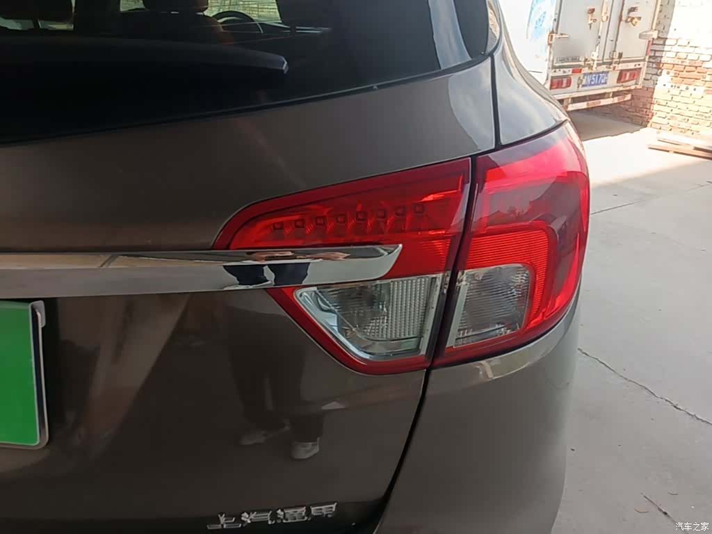Buick Envision Plus, 2017 8