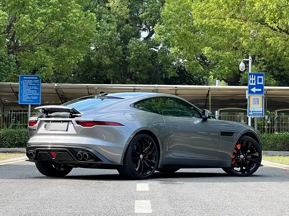 Jaguar F-TYPE