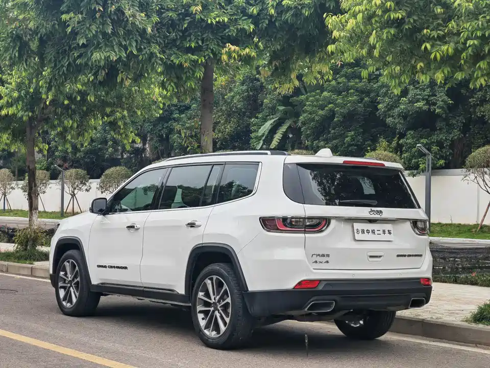 Jeep Grand Commander