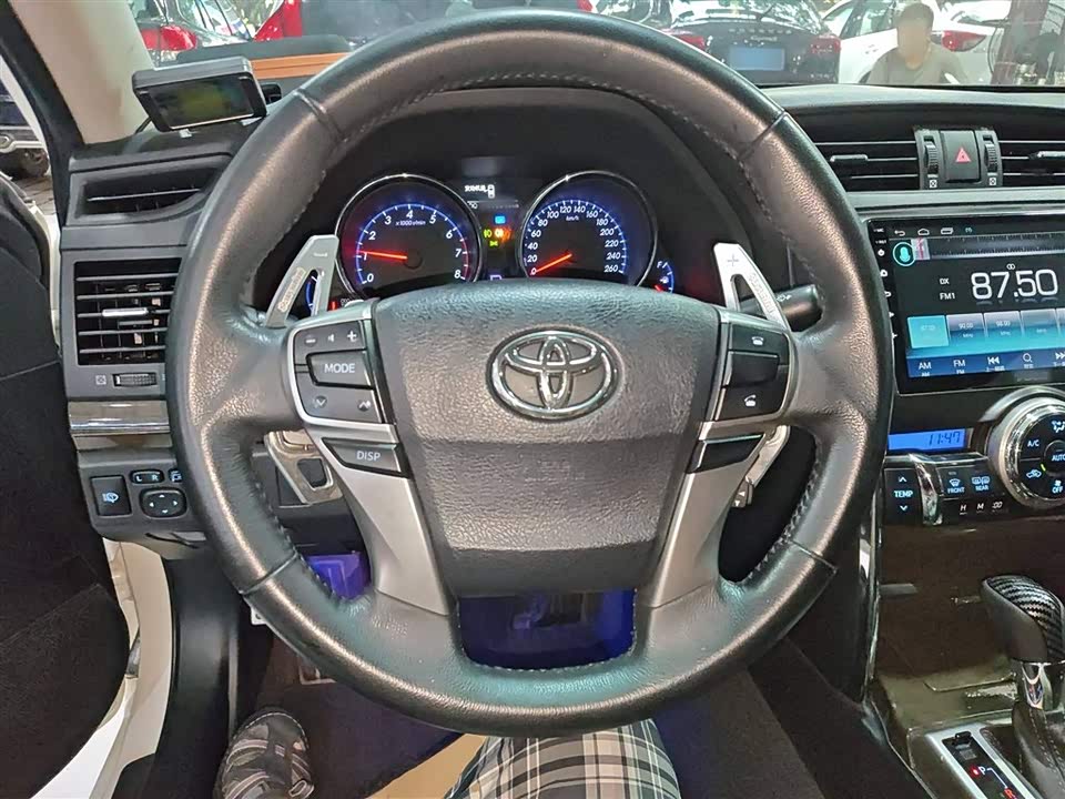 Toyota Reiz Toyota Reiz