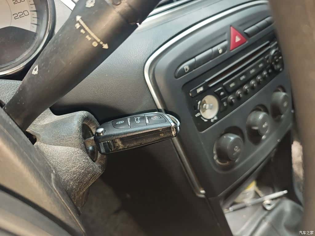 Peugeot 308, 2015 9