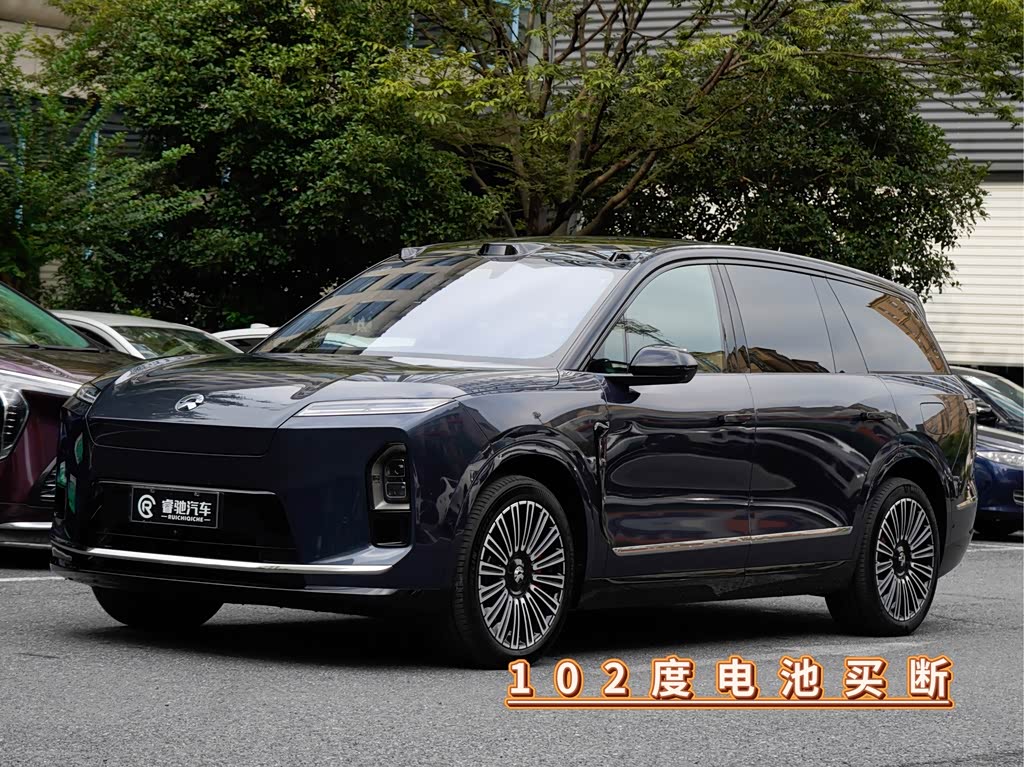 NIO ES8