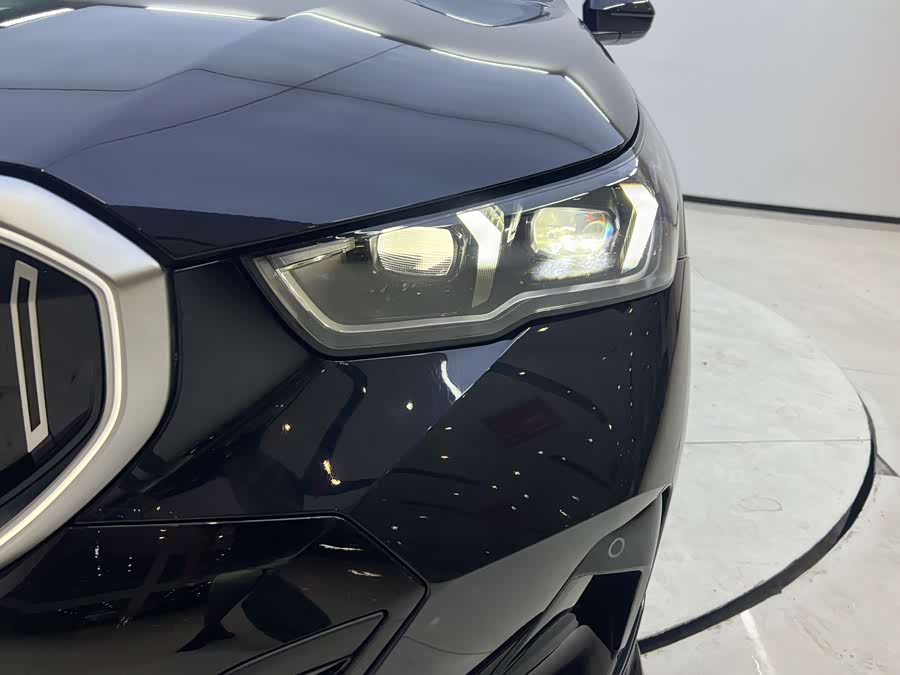 BMW 5 Series 2025, фото 22
