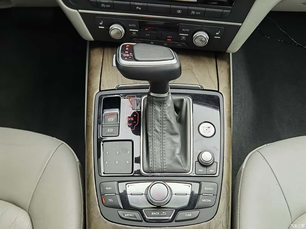 Audi A6L, 2014 13