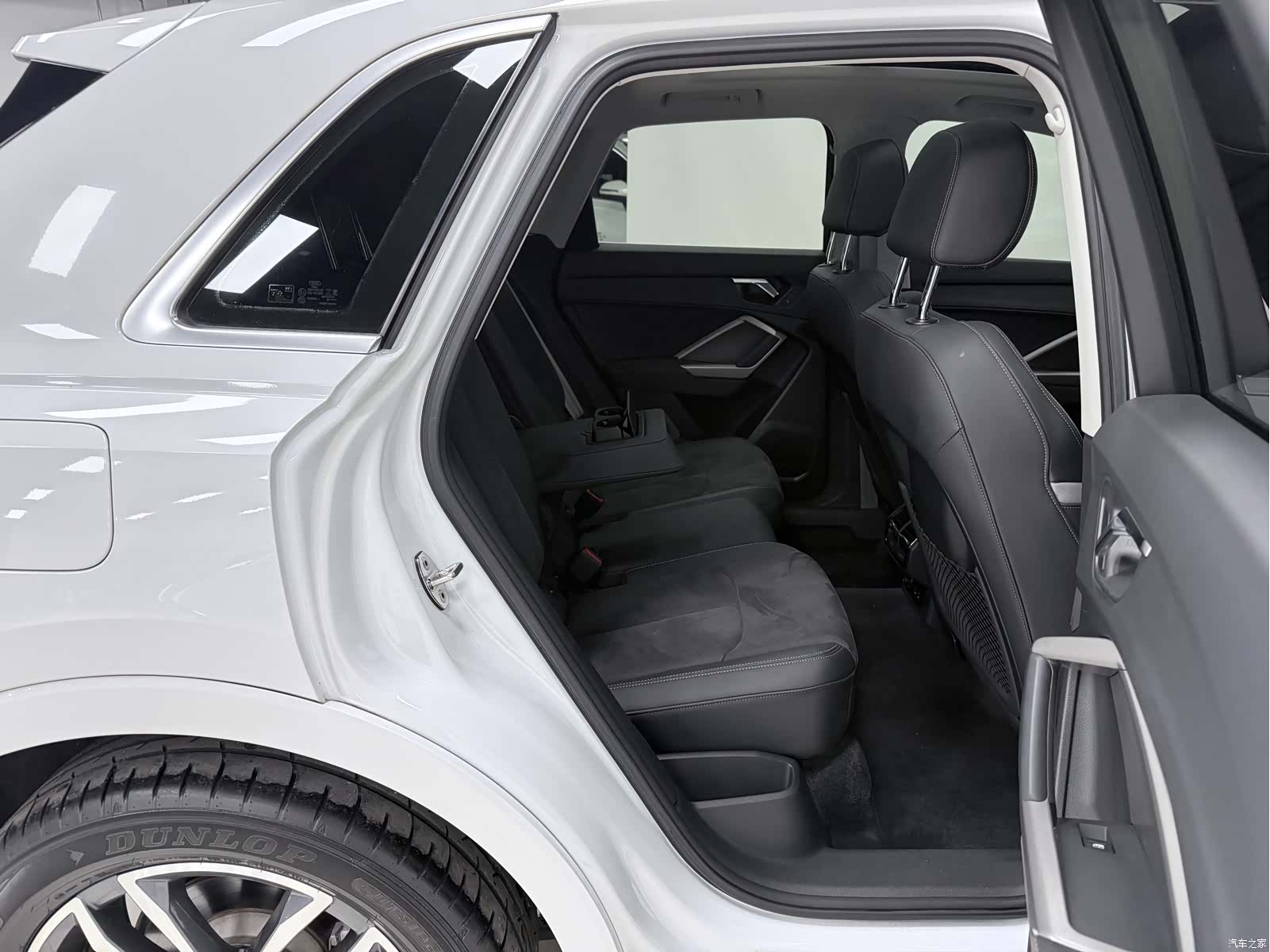 Audi Q3, 2023 11