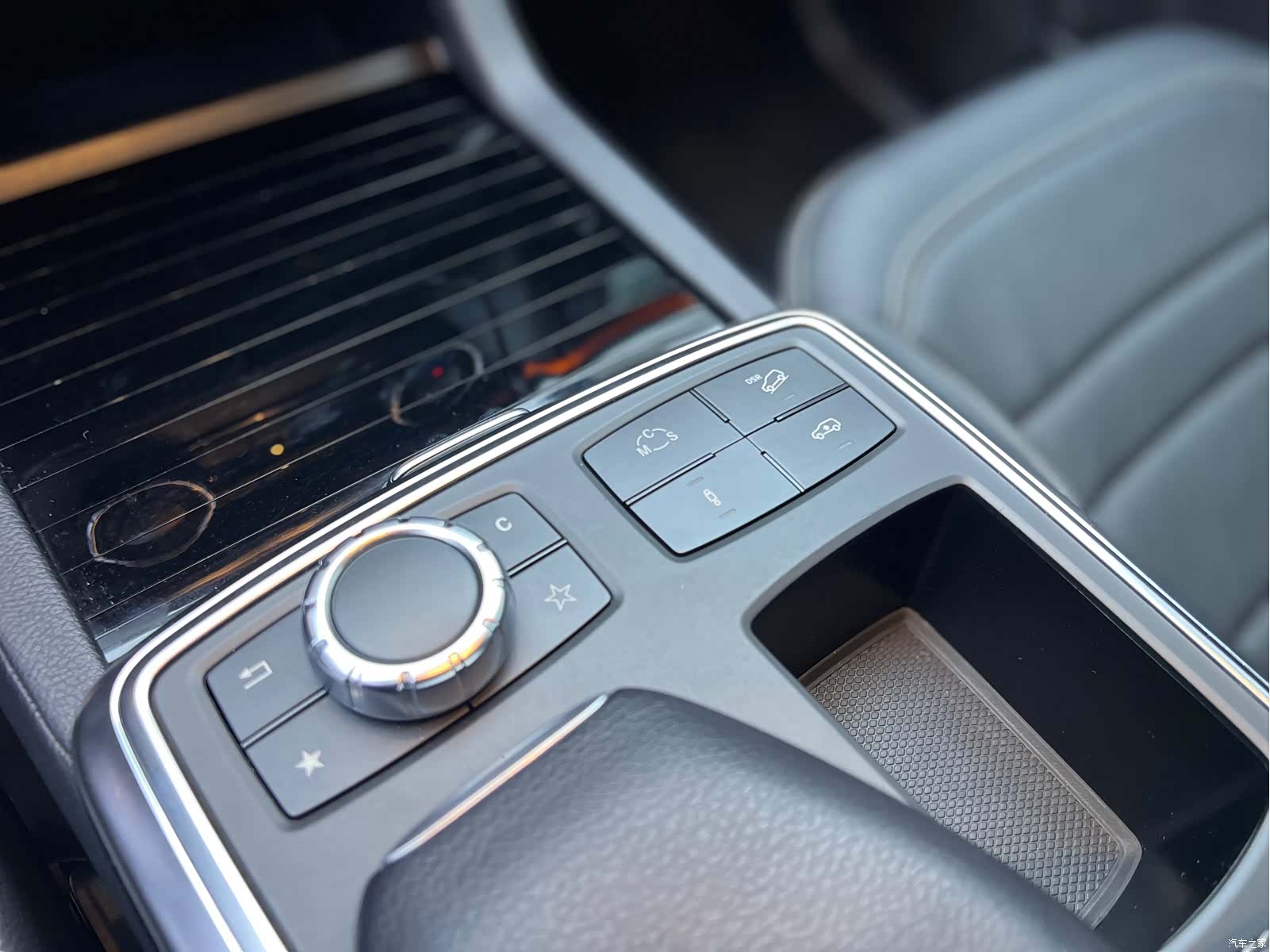 Mercedes-Benz M-Class AMG, 2013 7