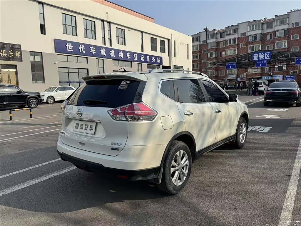Nissan X-Trail, 2015 4