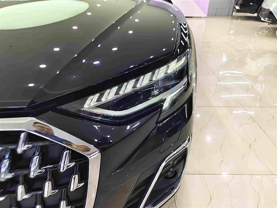 Audi A8 2023, фото 11