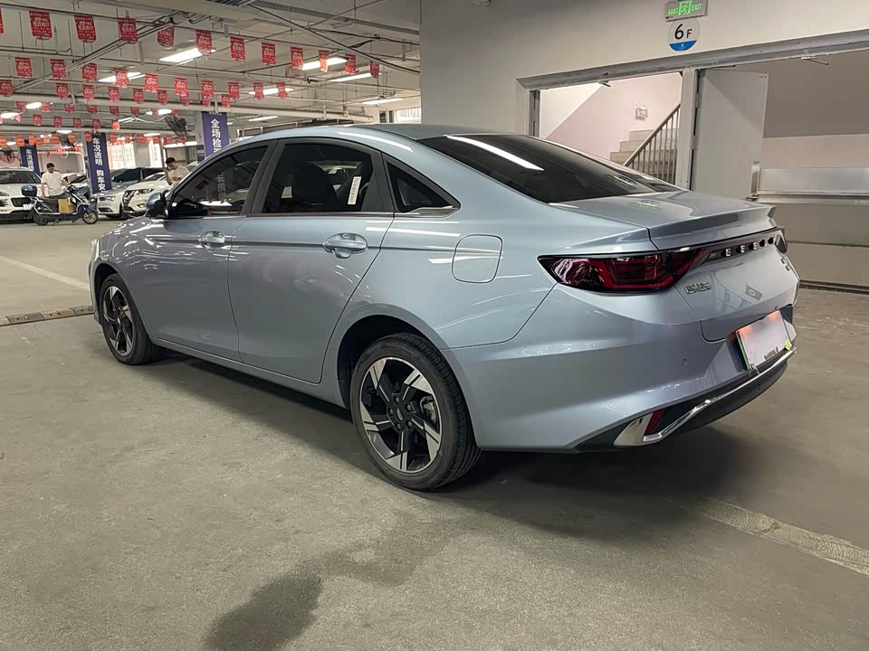 Geely Emgrand L HiP Geely Emgrand L HiP