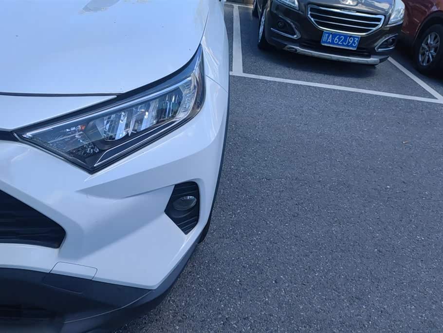 Toyota RAV4 Rongfang