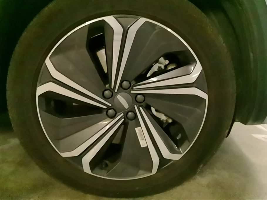 Geely Monjaro plug-in-hybrid