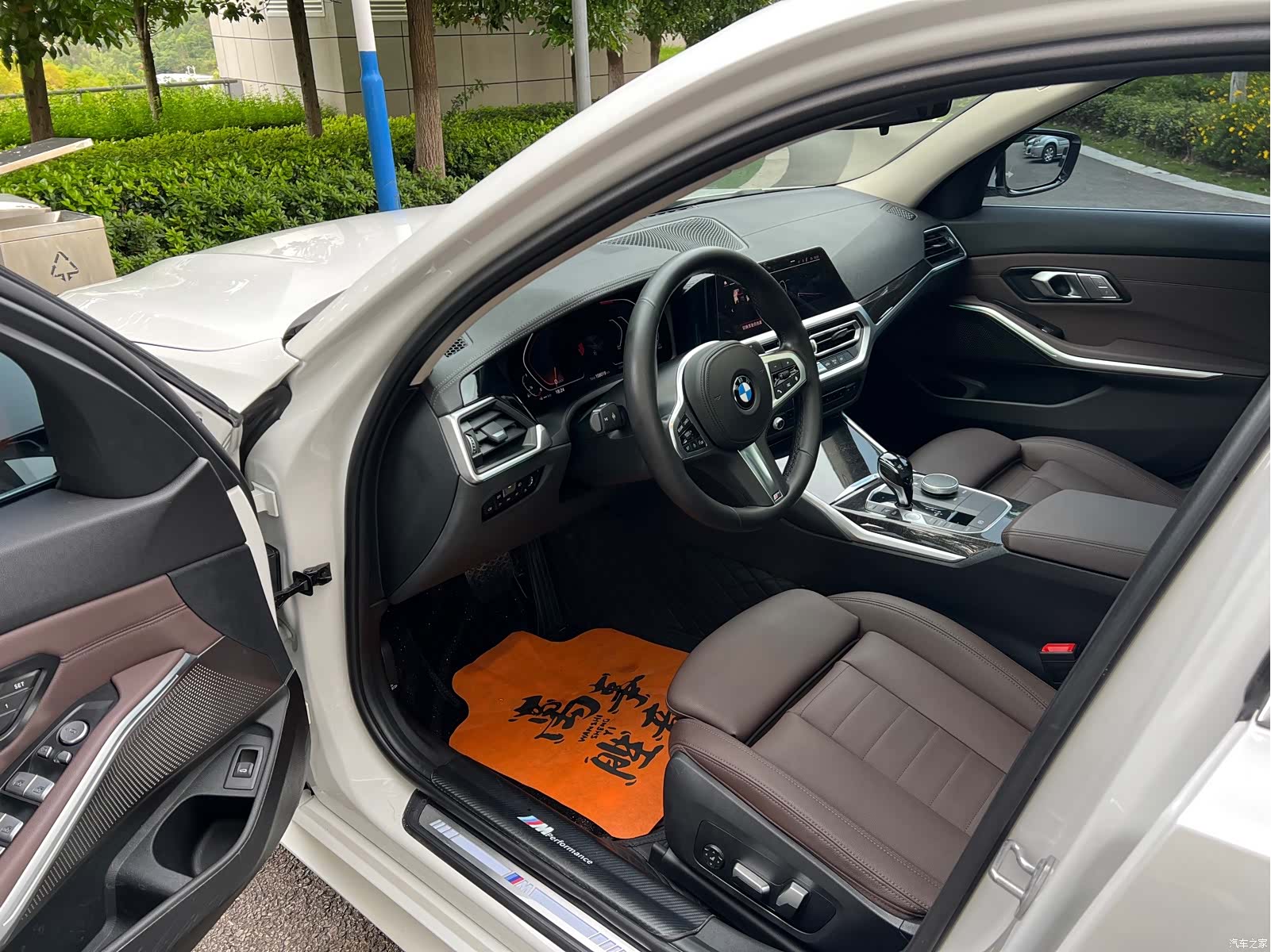 BMW 3 Series, 2020 все фото