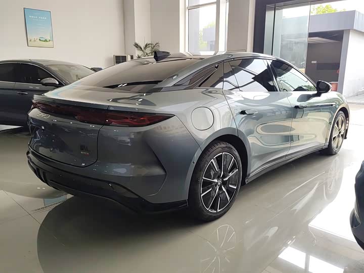 BYD Han L 2025 DM-i 200KM ji guang lei da Flagship