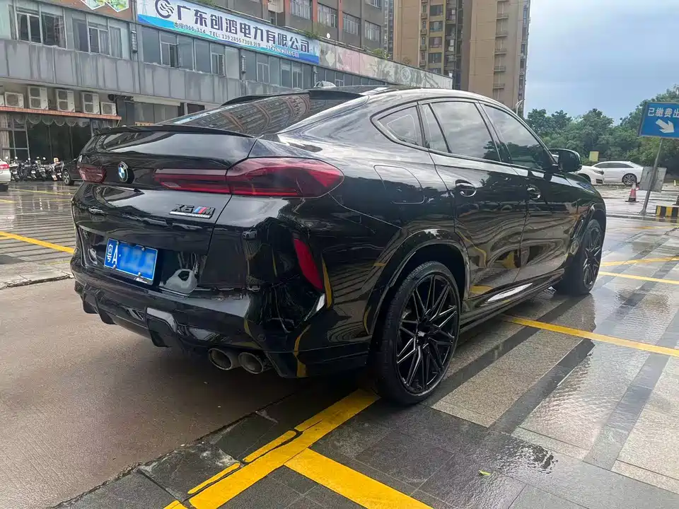 BMW X6 M