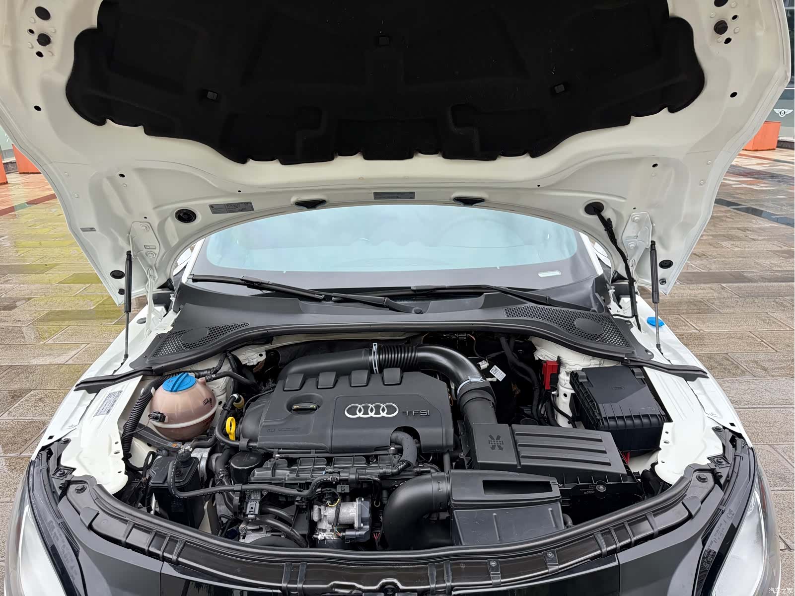 Audi TT, 2014 12