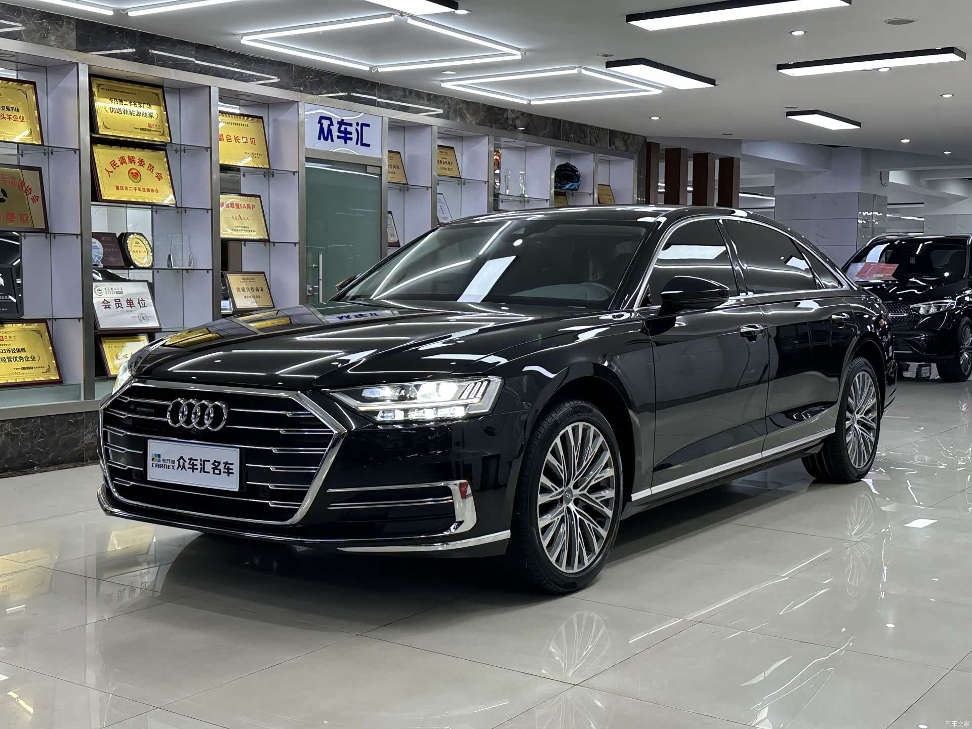 Audi A8L, 2019 1