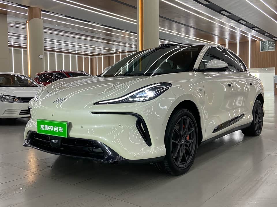 IM Motors Zhiji LS6