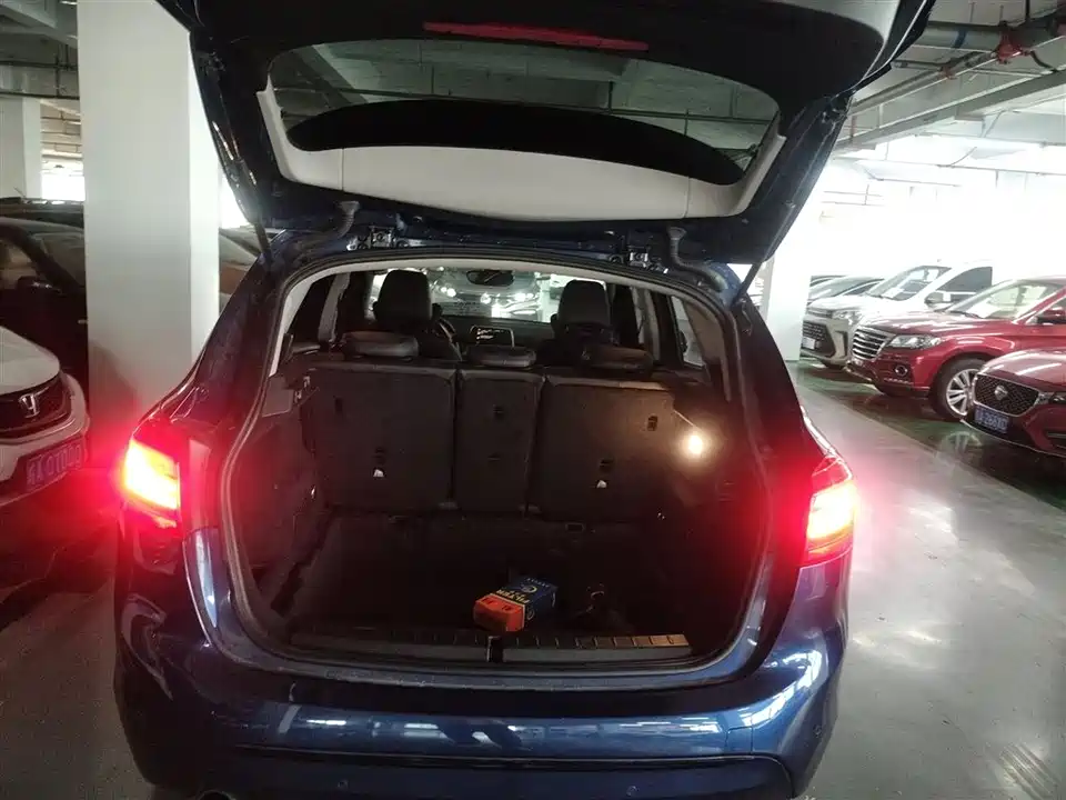 BMW 2 series station wagon