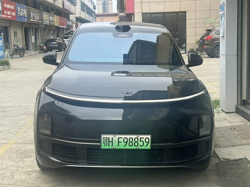Li Auto L9