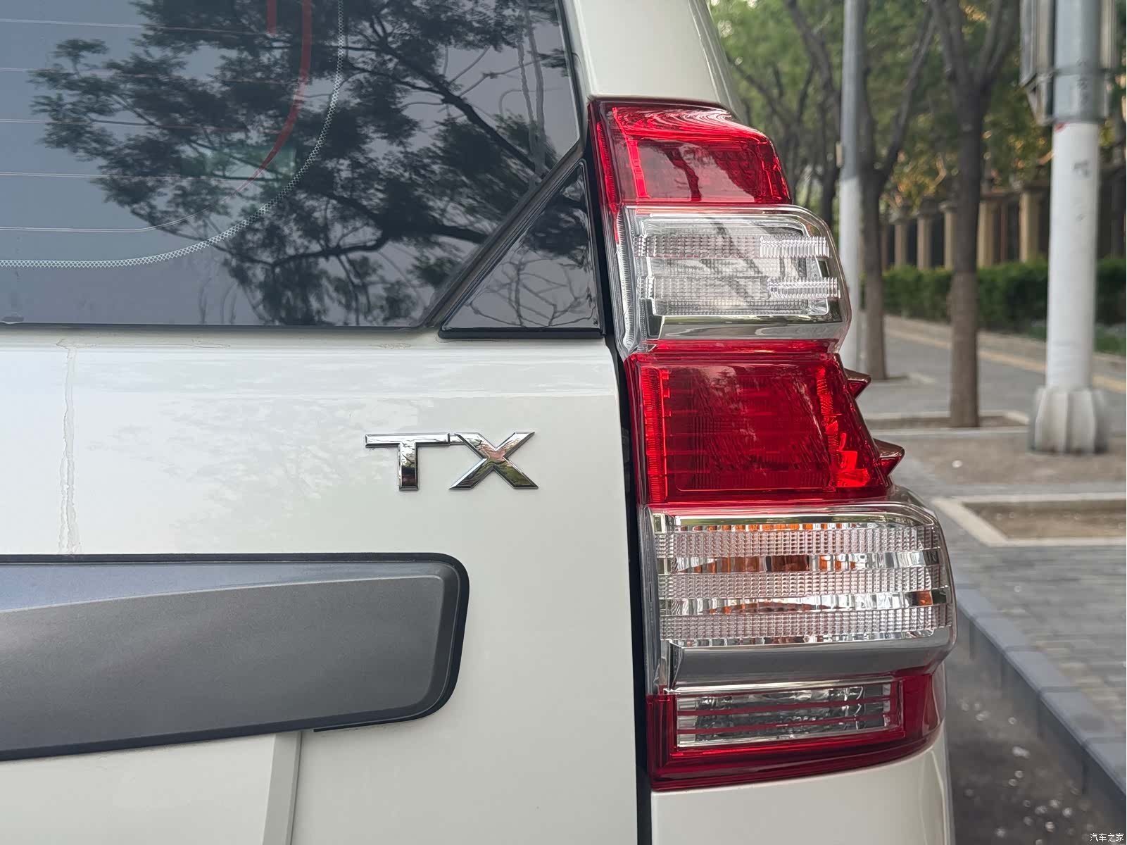 Toyota Prado, 2017 10