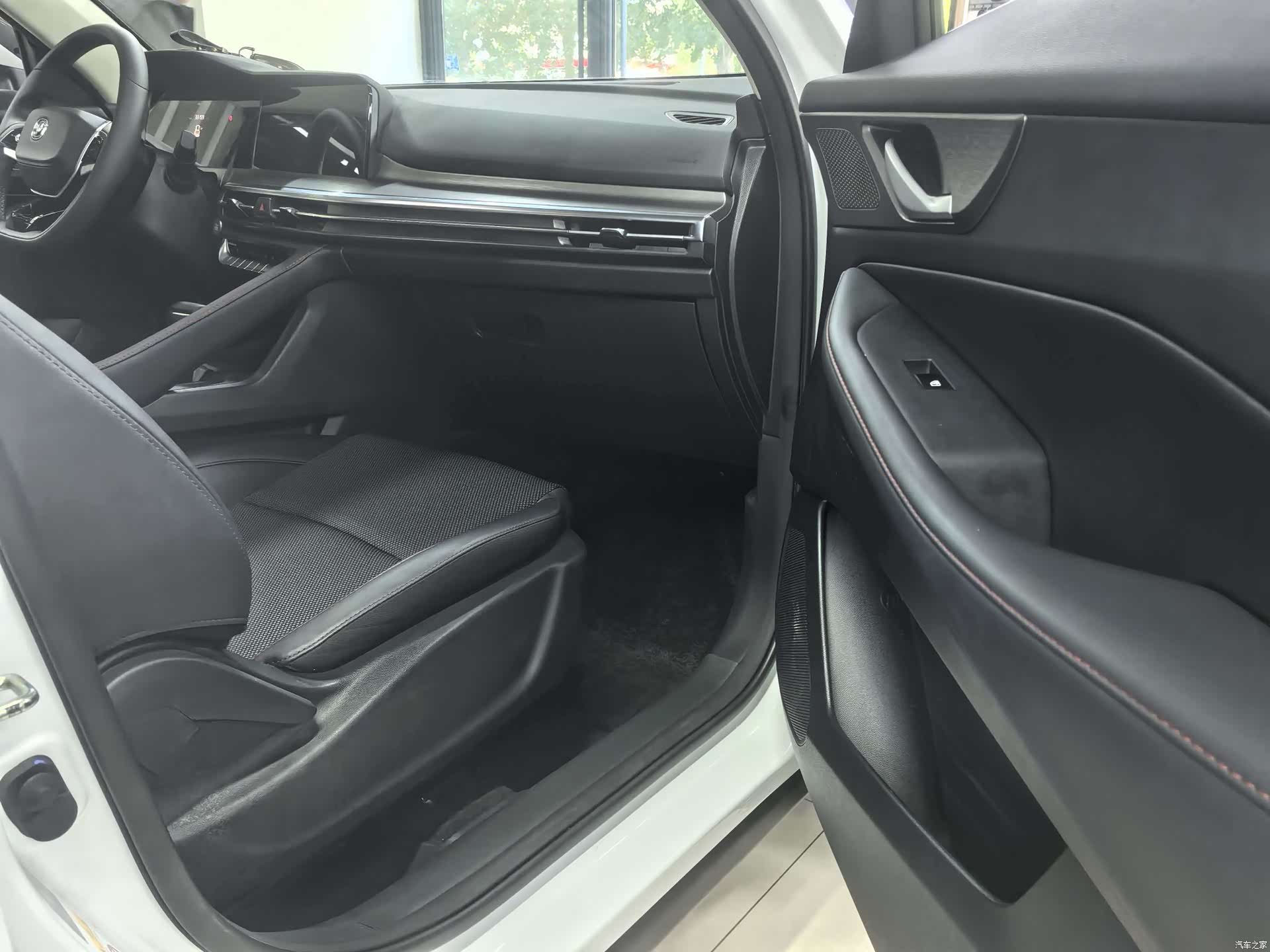 Changan CS35, 2024 8