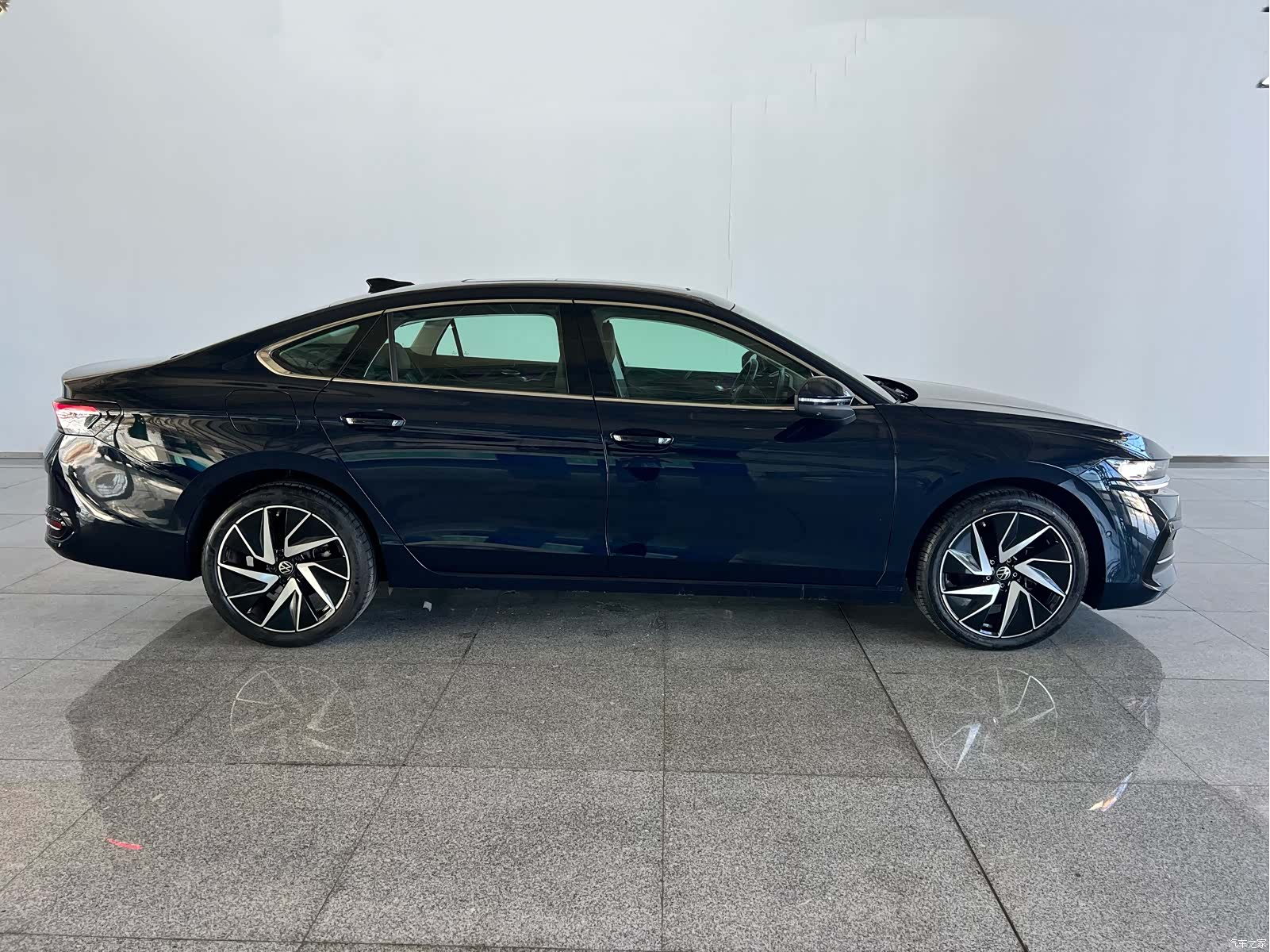 Volkswagen Magotan, 2024 31
