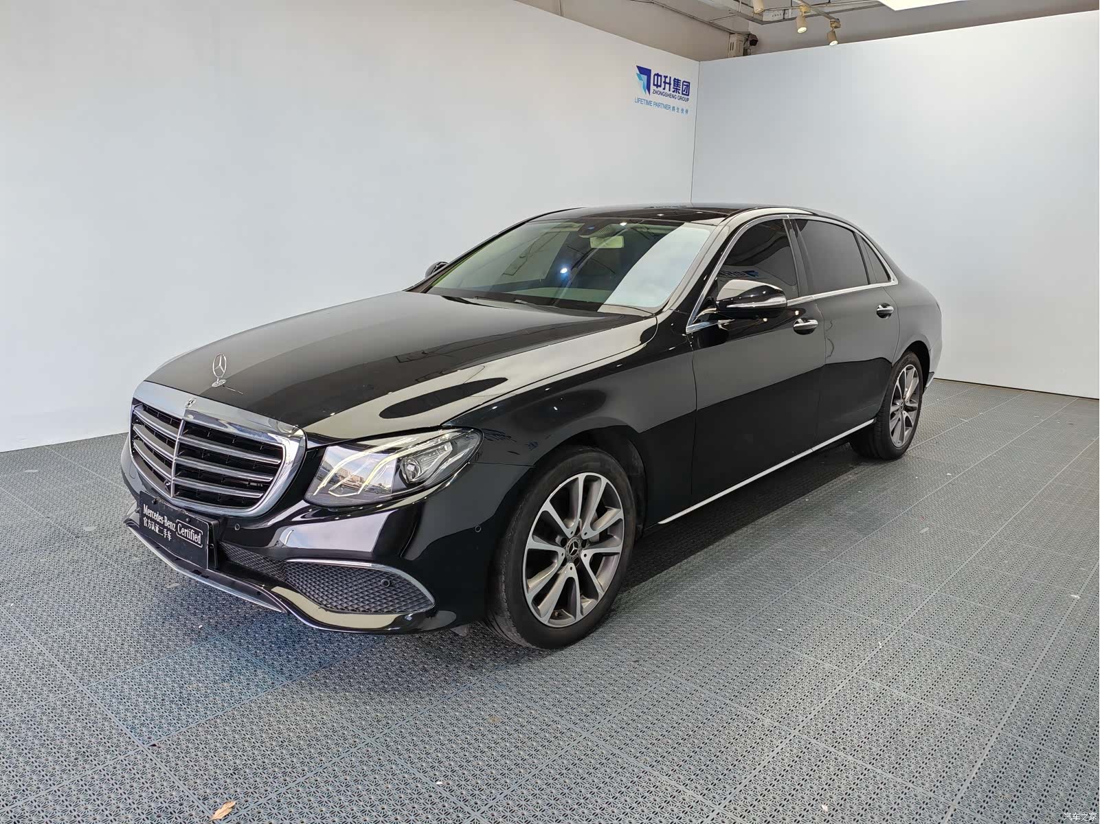 Mercedes-Benz E-Class, 2019 1