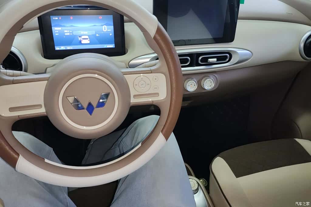 Wuling MINIEV, 2025 12