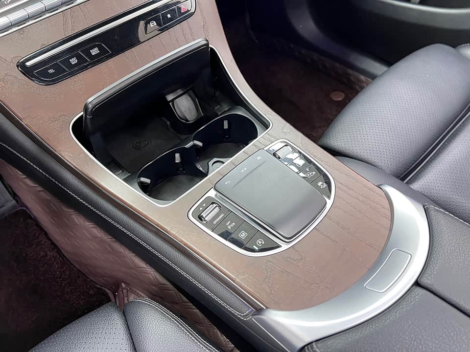 Mercedes-Benz GLC Mercedes-Benz GLC