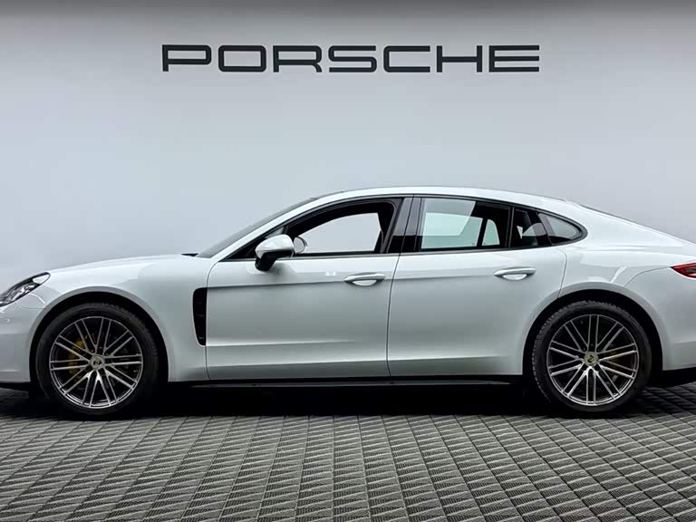 Porsche Panamera 2017, фото 5