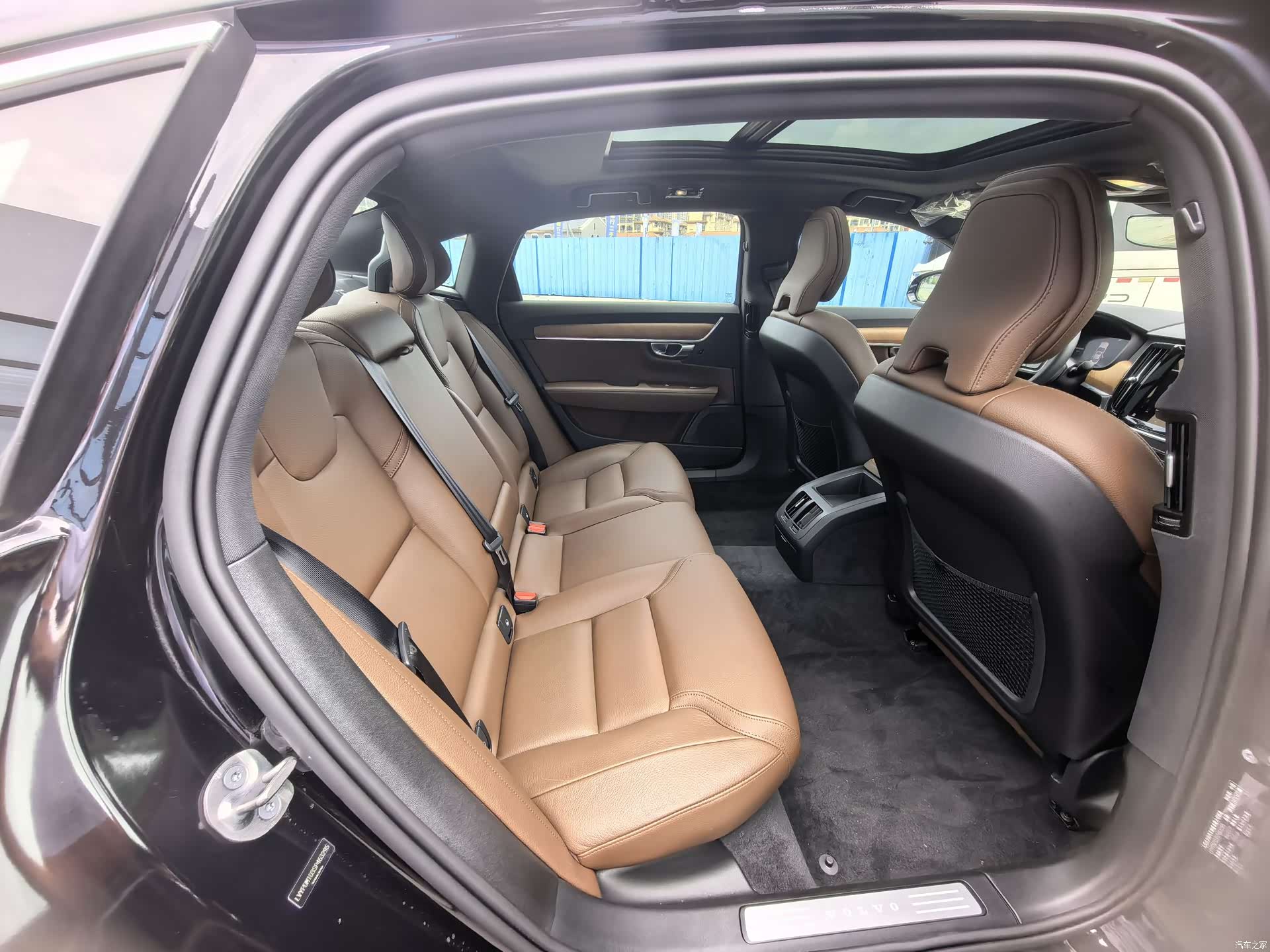 Volvo S90, 2025 10