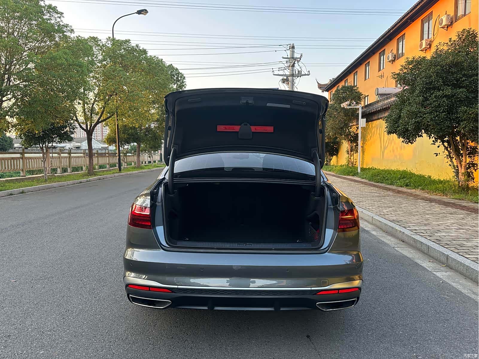 Audi A4L, 2020 33