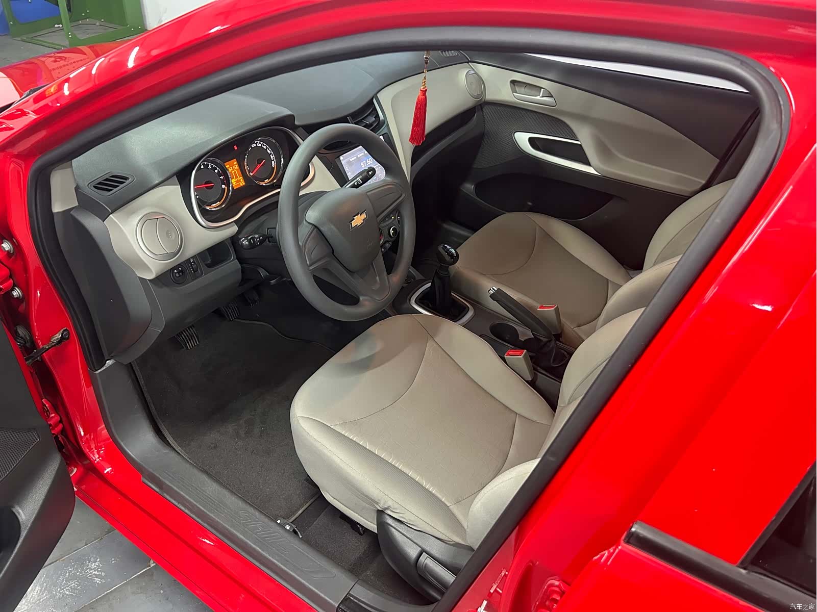 Chevrolet 3, 2015 8