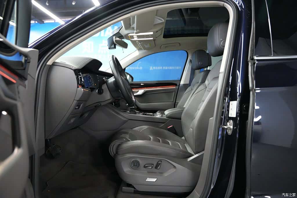 Volkswagen Touareg, 2022 6