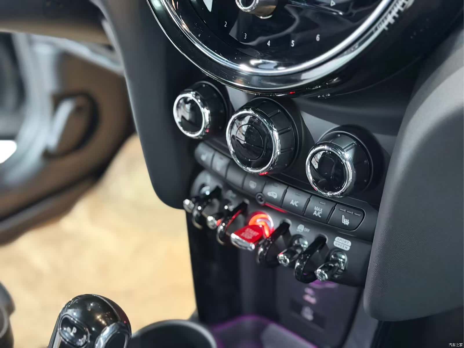 Mini Cooper, 2023 12