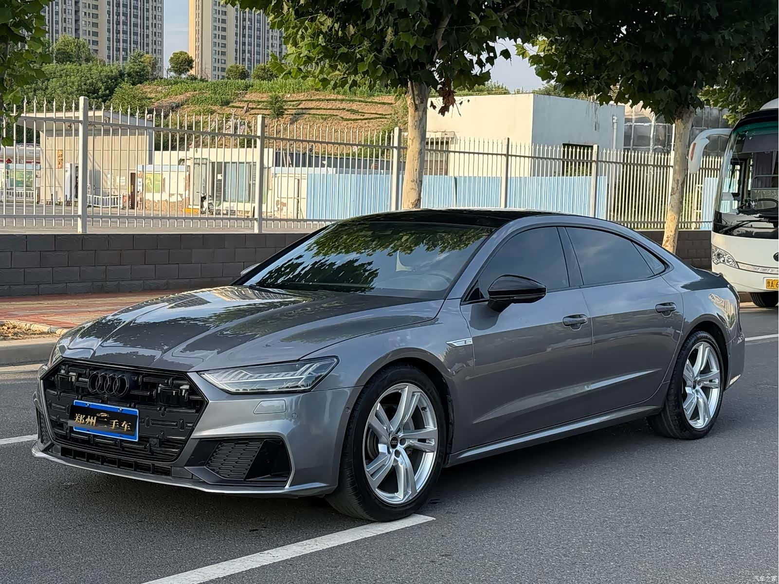 Audi A7L, 2023 1