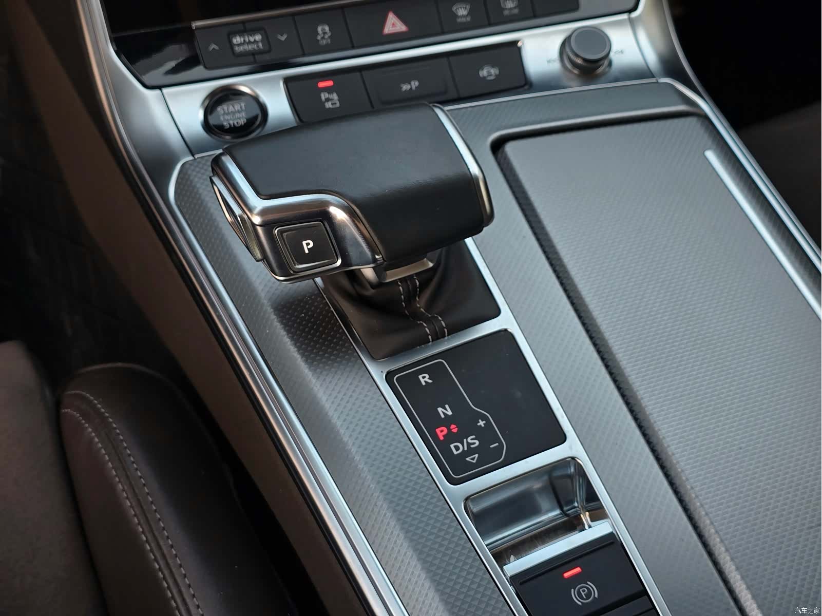 Audi A7L, 2024 17