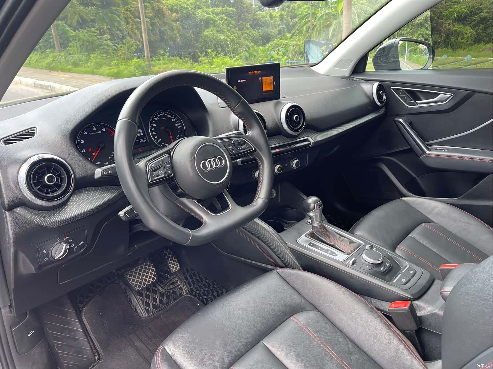 Audi Q2L, 2022 17