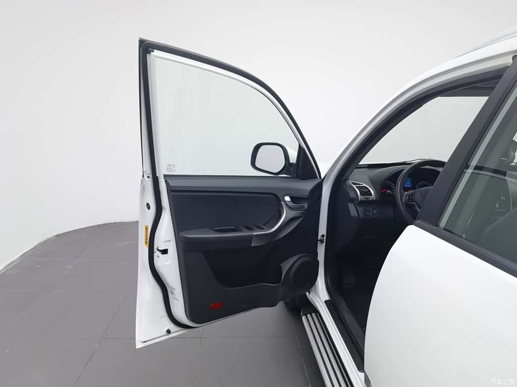 Chery 3, 2016 8
